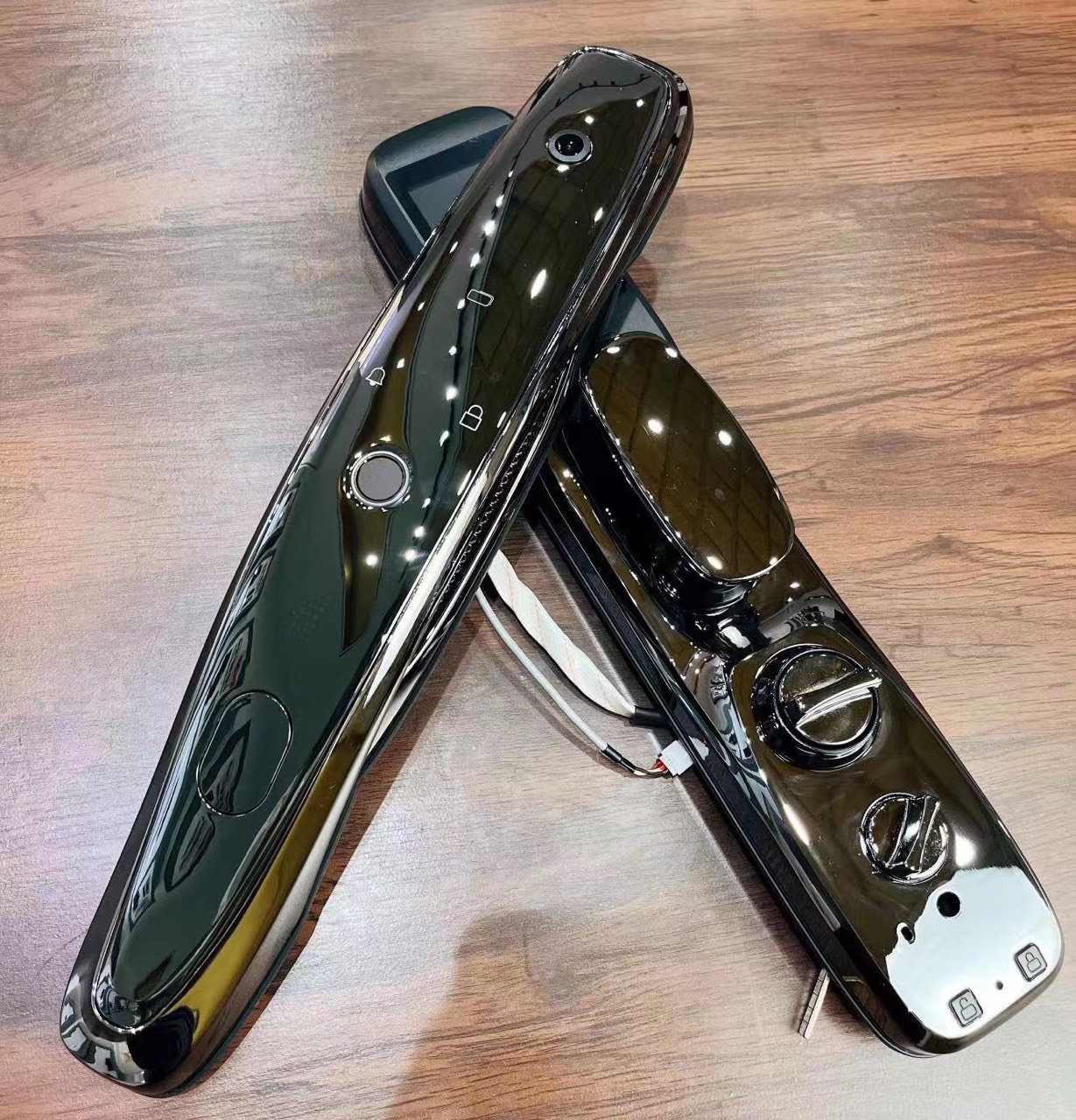 KH&Oacute;A V&Acirc;N TAY TỰ ĐỘNG ATLOCK AT-888V